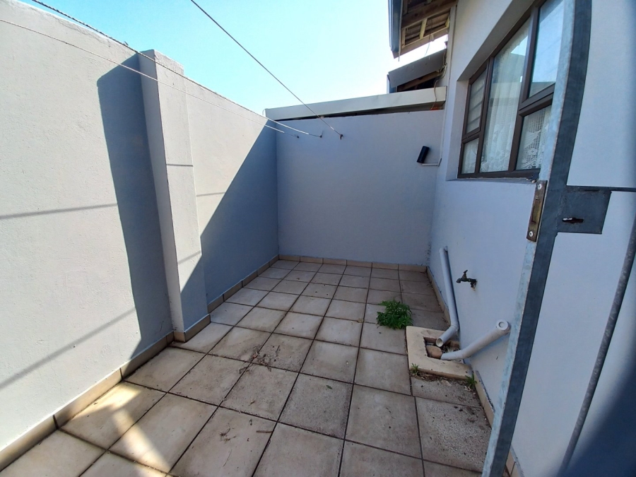 2 Bedroom Property for Sale in Hibberdene KwaZulu-Natal