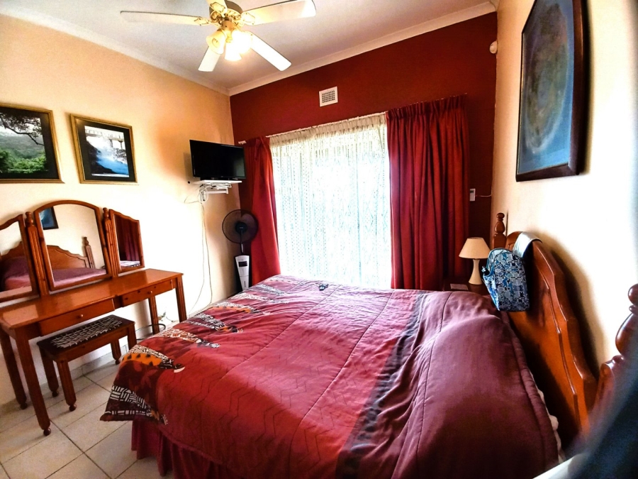 2 Bedroom Property for Sale in Hibberdene KwaZulu-Natal