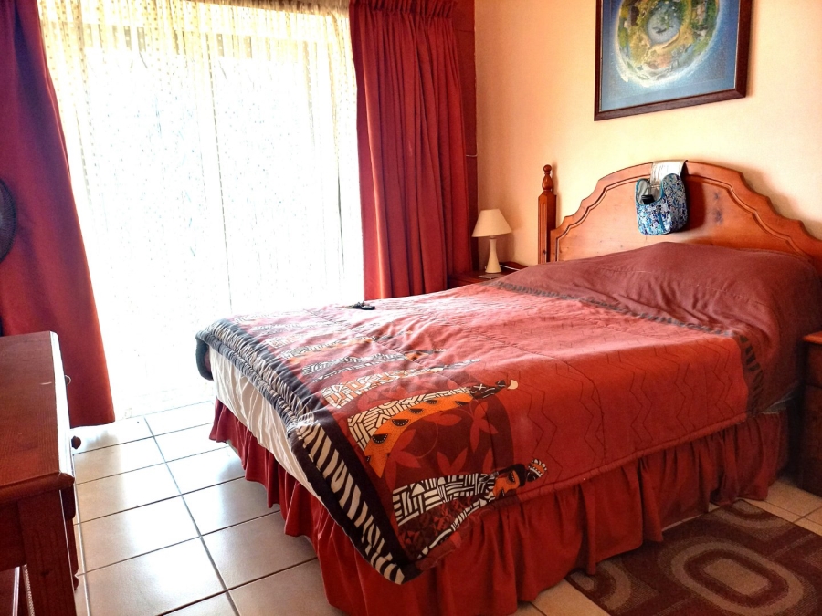 2 Bedroom Property for Sale in Hibberdene KwaZulu-Natal