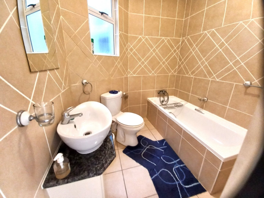 2 Bedroom Property for Sale in Hibberdene KwaZulu-Natal