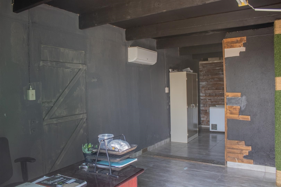 Commercial Property for Sale in Sea Park KwaZulu-Natal