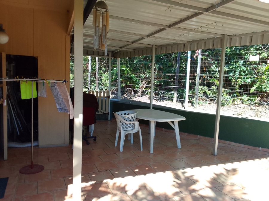 2 Bedroom Property for Sale in Hibberdene KwaZulu-Natal
