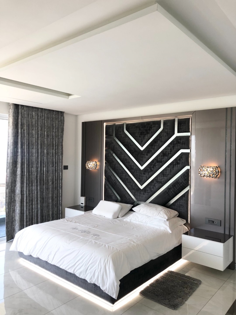 5 Bedroom Property for Sale in Oslo Beach KwaZulu-Natal