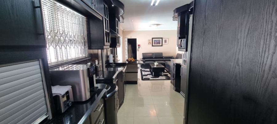3 Bedroom Property for Sale in Oslo Beach KwaZulu-Natal