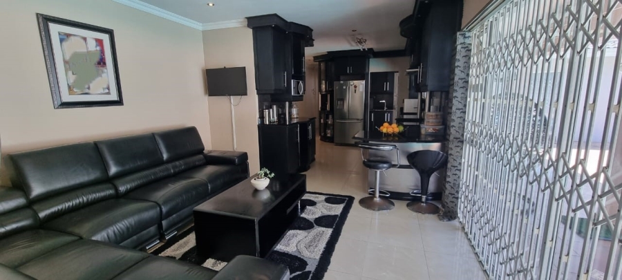 3 Bedroom Property for Sale in Oslo Beach KwaZulu-Natal