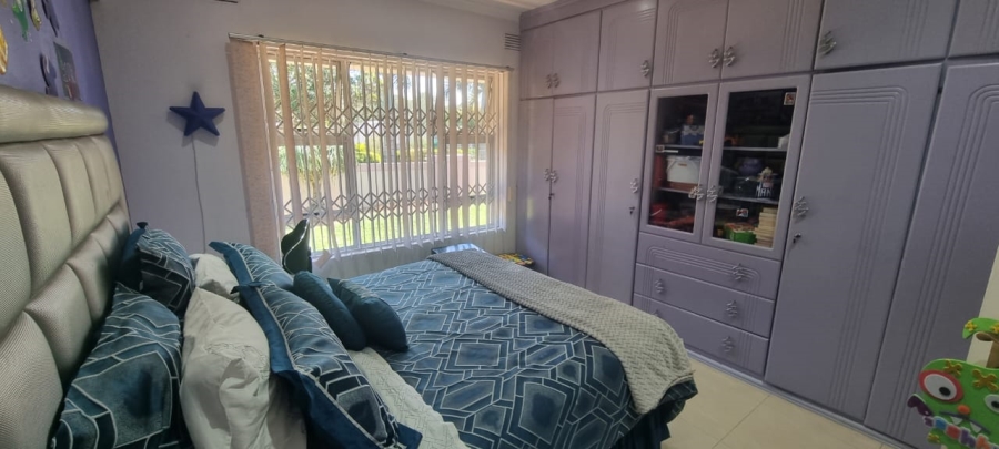 3 Bedroom Property for Sale in Oslo Beach KwaZulu-Natal