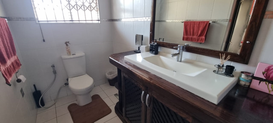 3 Bedroom Property for Sale in Oslo Beach KwaZulu-Natal