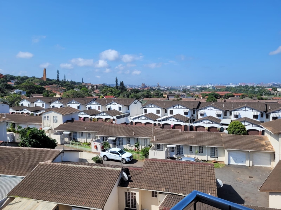 2 Bedroom Property for Sale in Montclair KwaZulu-Natal