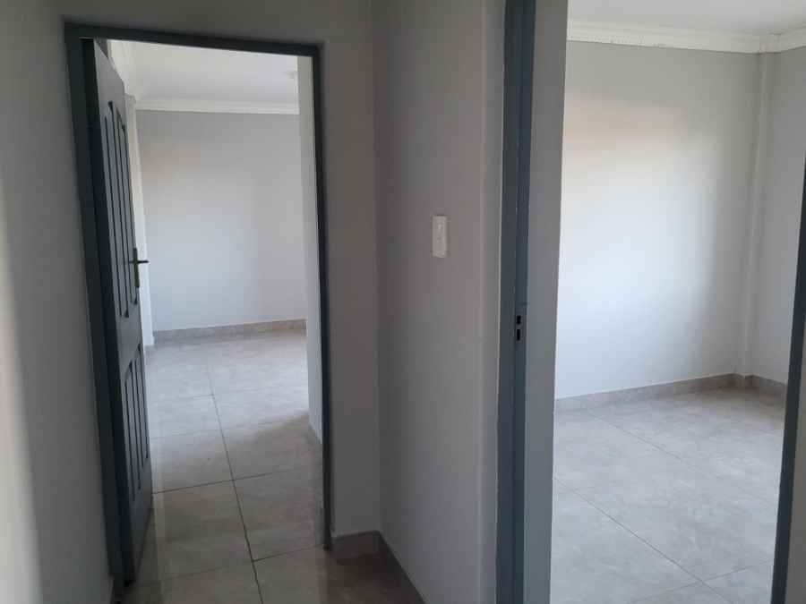 2 Bedroom Property for Sale in Montclair KwaZulu-Natal