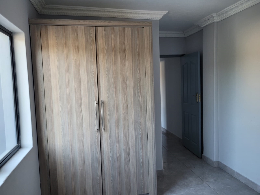 2 Bedroom Property for Sale in Montclair KwaZulu-Natal