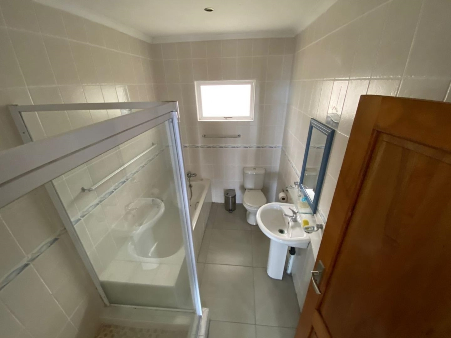 4 Bedroom Property for Sale in Manaba Beach KwaZulu-Natal