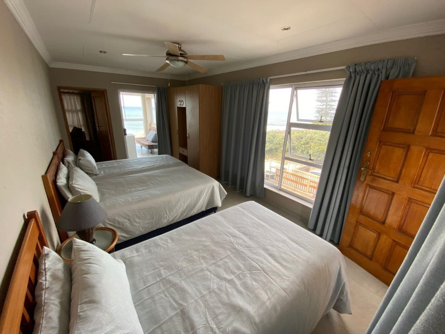 4 Bedroom Property for Sale in Manaba Beach KwaZulu-Natal