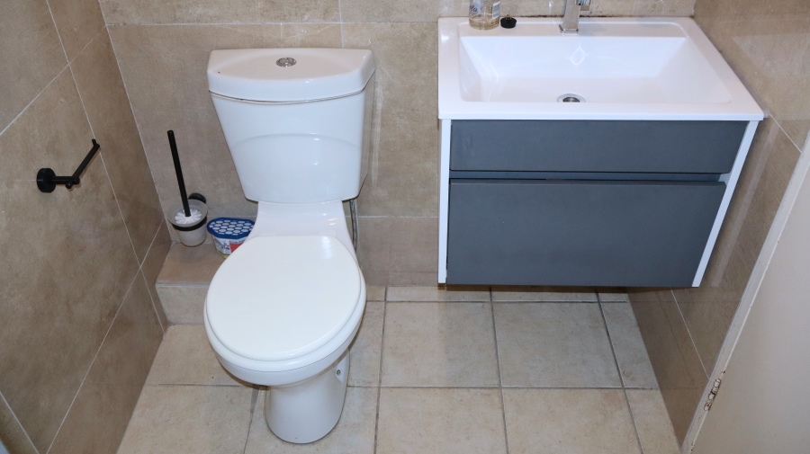 To Let 4 Bedroom Property for Rent in Mariannhill Park KwaZulu-Natal