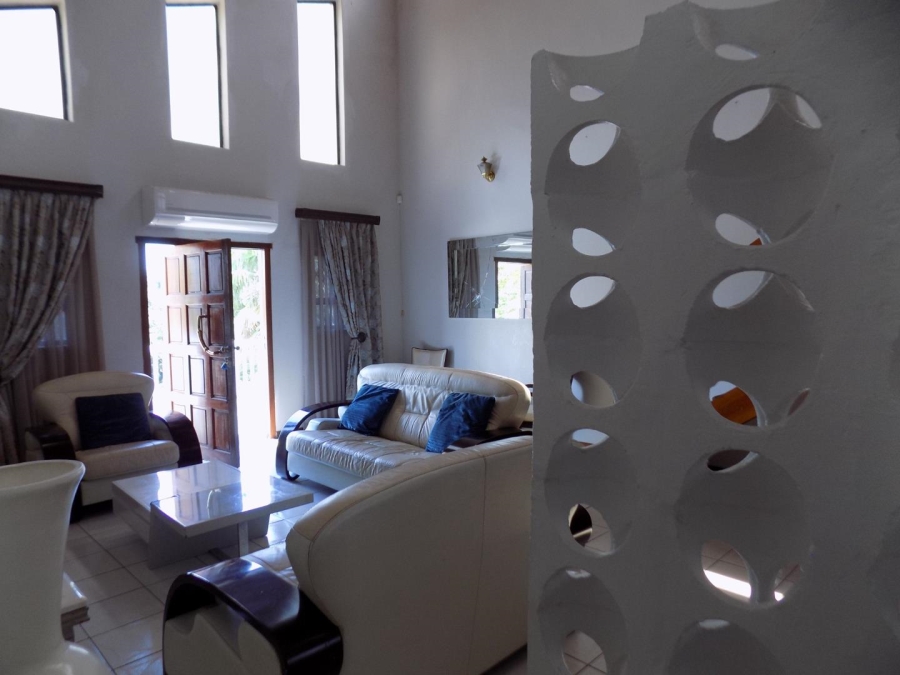 4 Bedroom Property for Sale in Uvongo KwaZulu-Natal