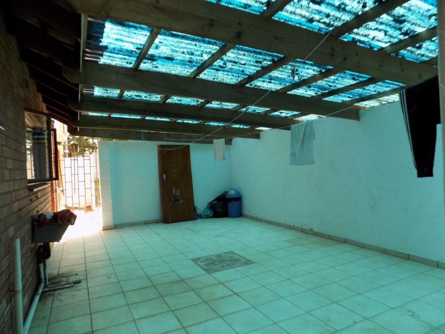 4 Bedroom Property for Sale in Uvongo KwaZulu-Natal