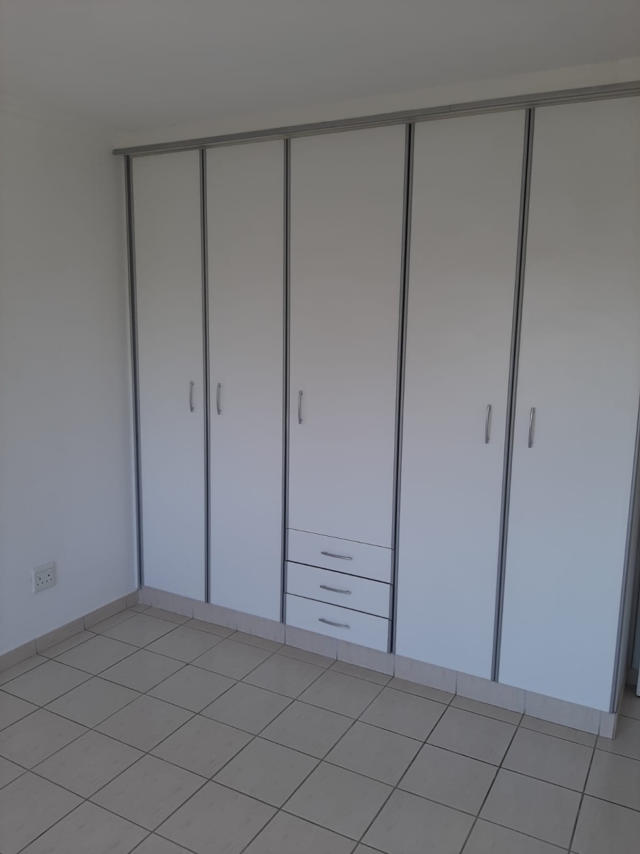 To Let 2 Bedroom Property for Rent in Grangetown KwaZulu-Natal