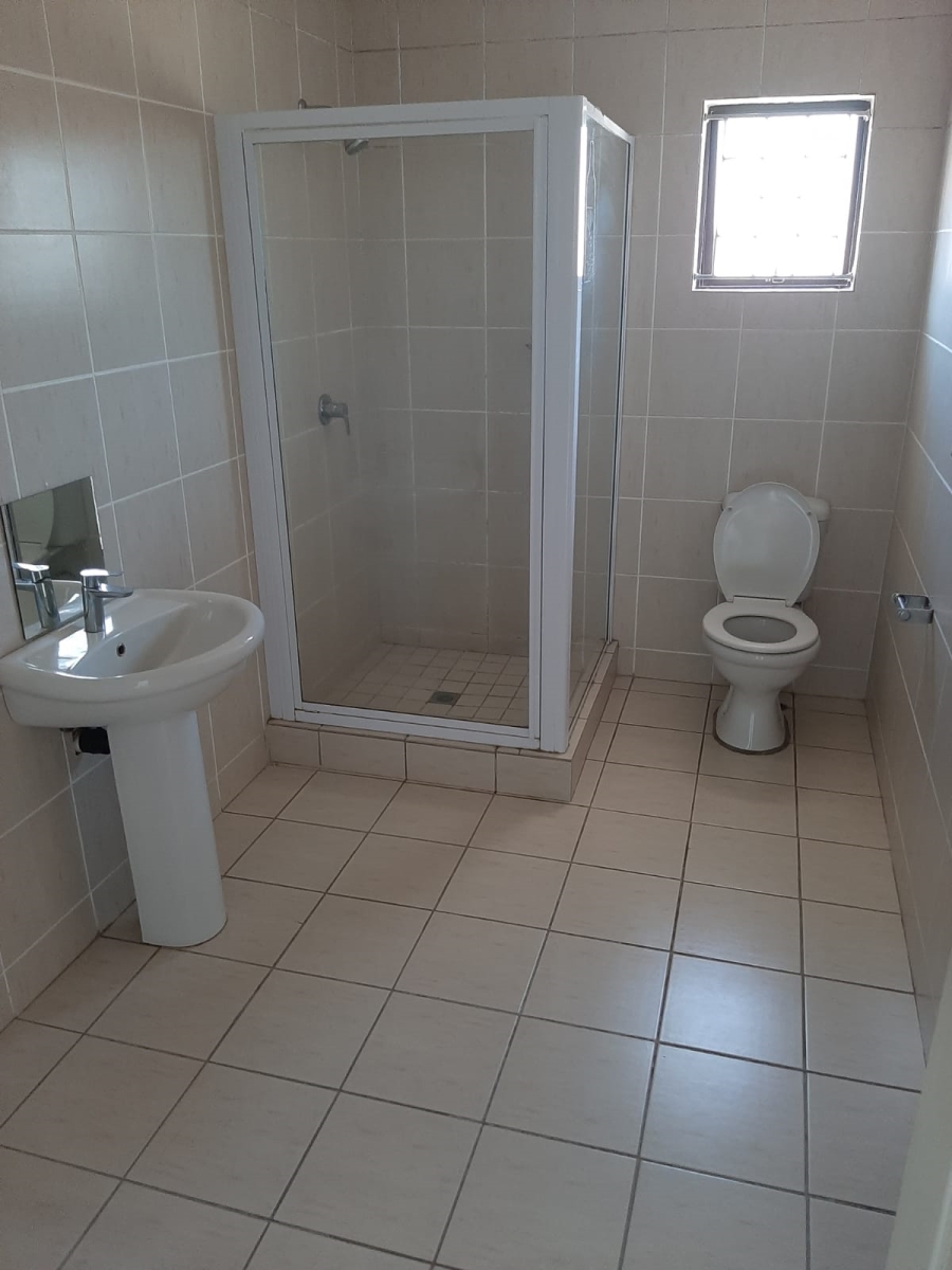 To Let 2 Bedroom Property for Rent in Grangetown KwaZulu-Natal