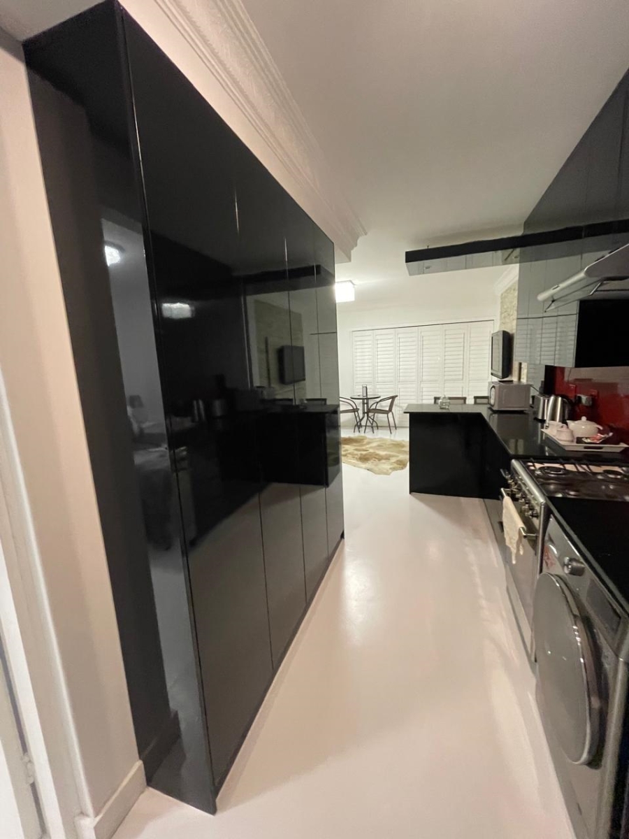 1 Bedroom Property for Sale in Umhlanga Ridge KwaZulu-Natal