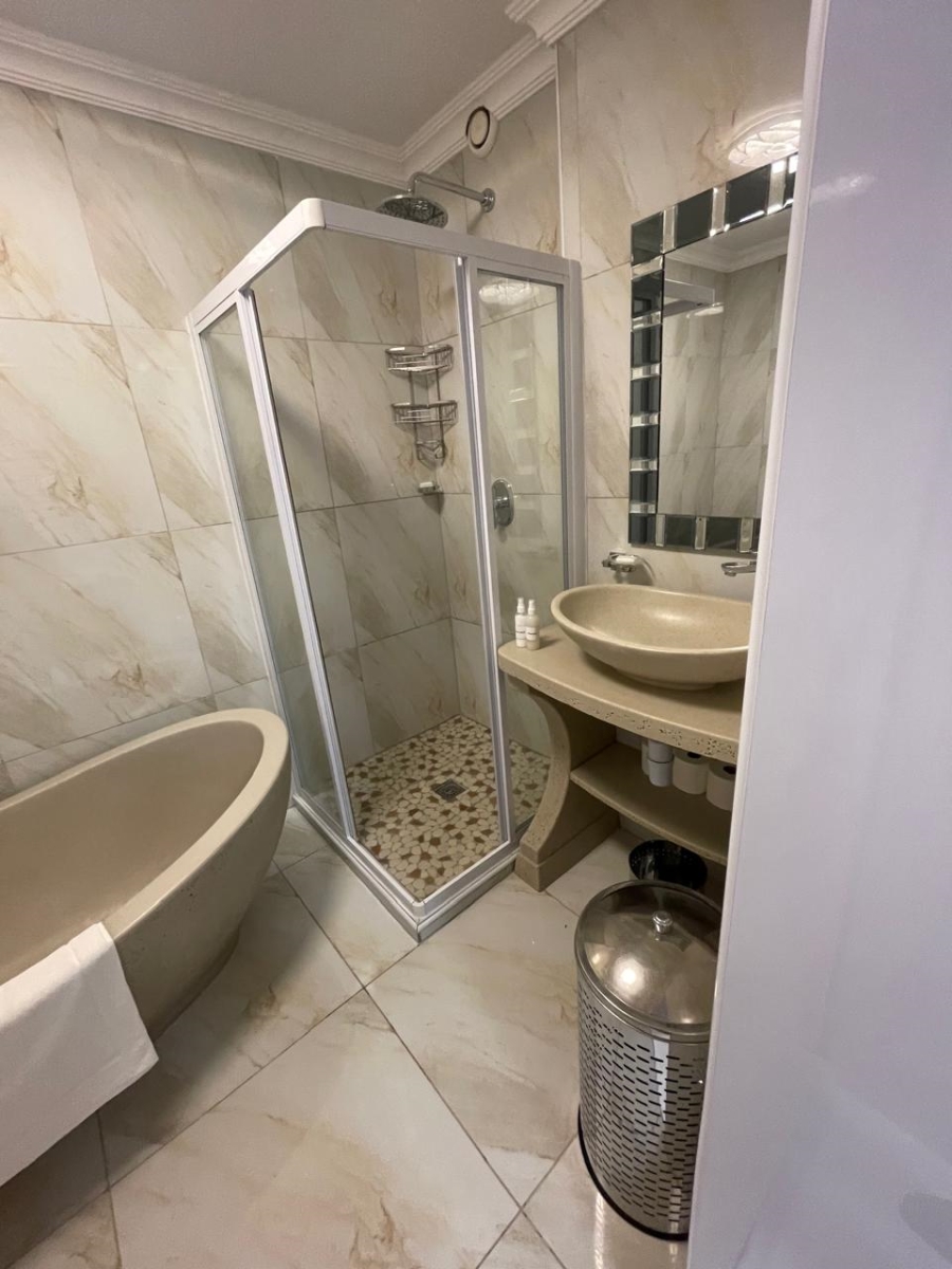 1 Bedroom Property for Sale in Umhlanga Ridge KwaZulu-Natal