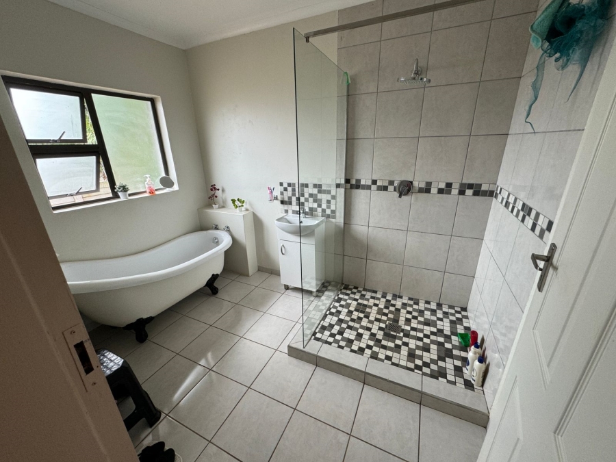 4 Bedroom Property for Sale in Empangeni Central KwaZulu-Natal