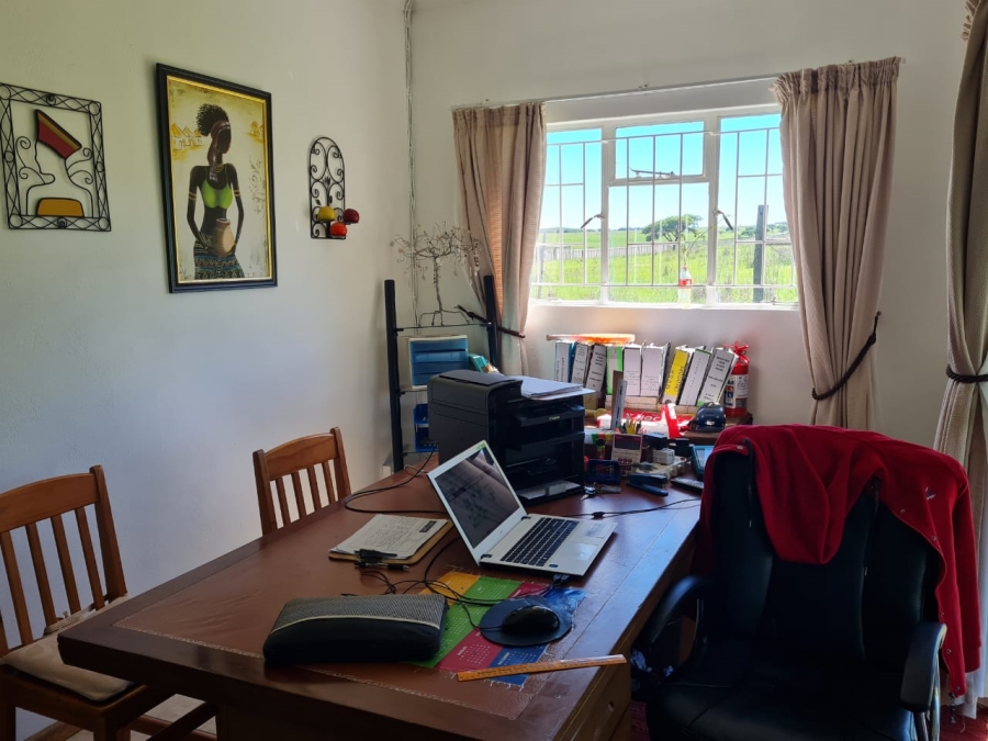 6 Bedroom Property for Sale in Glencoe KwaZulu-Natal