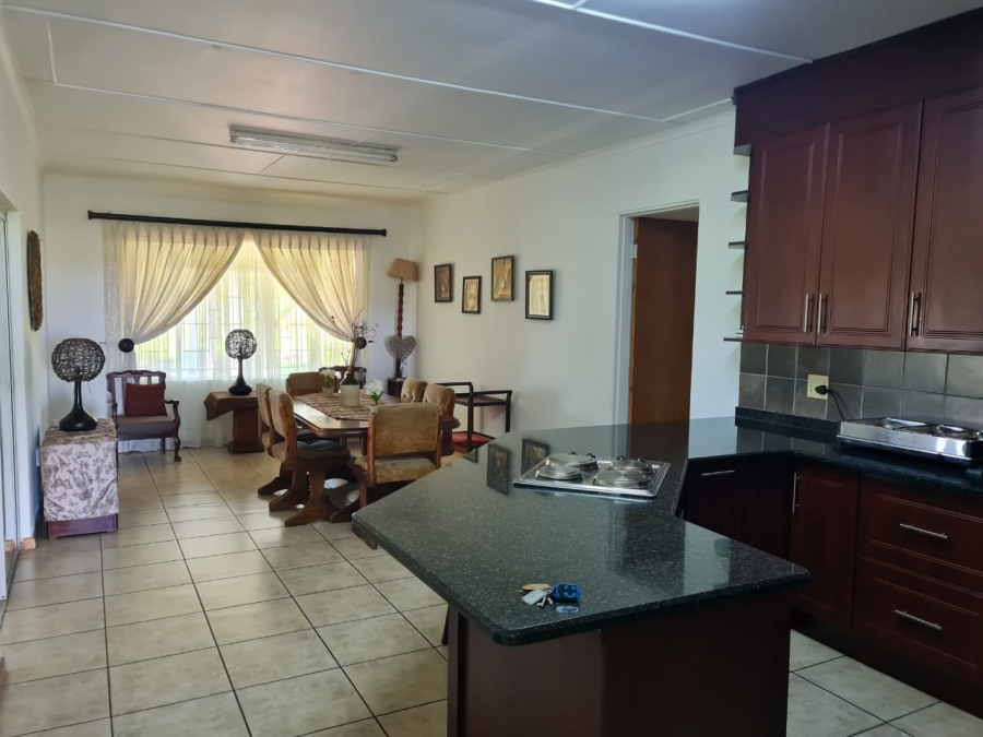 6 Bedroom Property for Sale in Glencoe KwaZulu-Natal