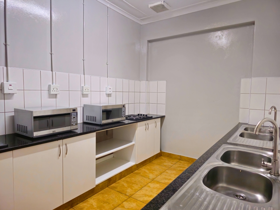 To Let 10 Bedroom Property for Rent in Nagina KwaZulu-Natal