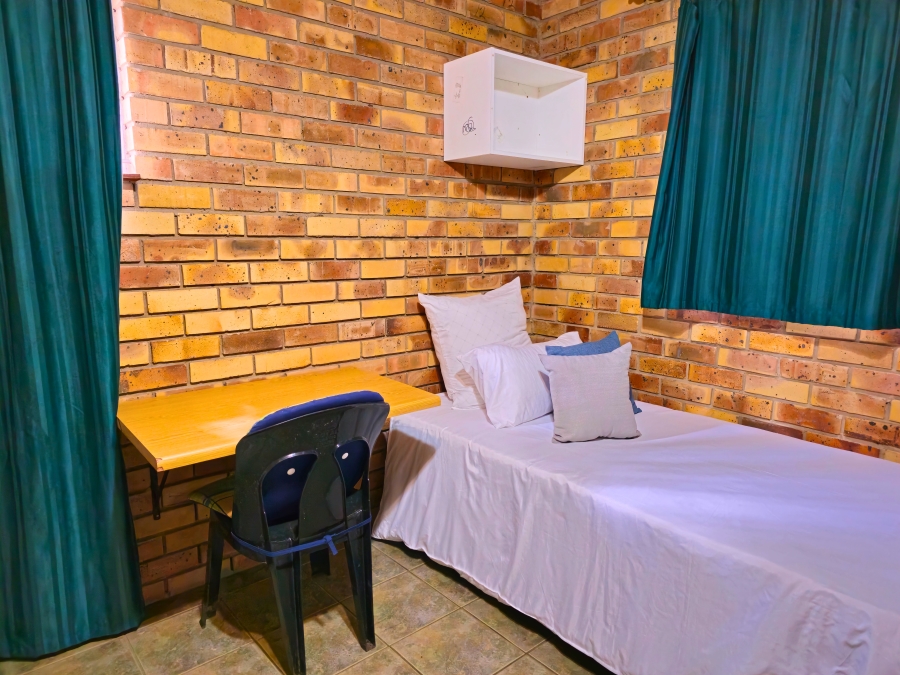 To Let 14 Bedroom Property for Rent in Ashley KwaZulu-Natal