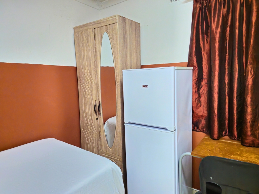 To Let 22 Bedroom Property for Rent in Reservoir Hills KwaZulu-Natal