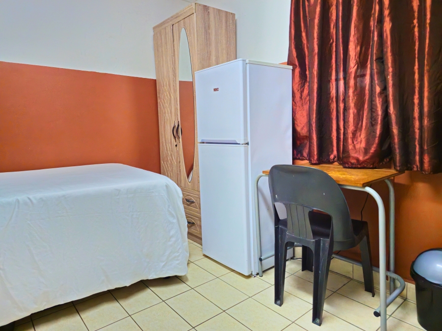 To Let 22 Bedroom Property for Rent in Reservoir Hills KwaZulu-Natal