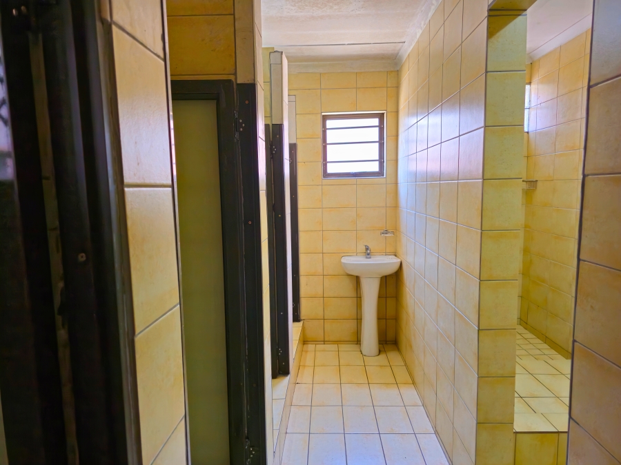 To Let 22 Bedroom Property for Rent in Reservoir Hills KwaZulu-Natal