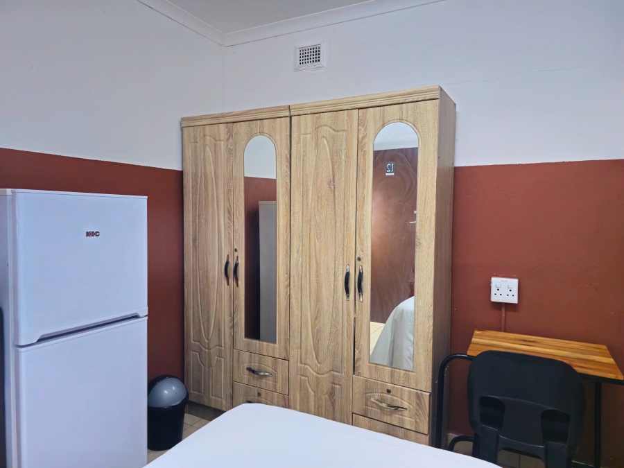 To Let 22 Bedroom Property for Rent in Reservoir Hills KwaZulu-Natal