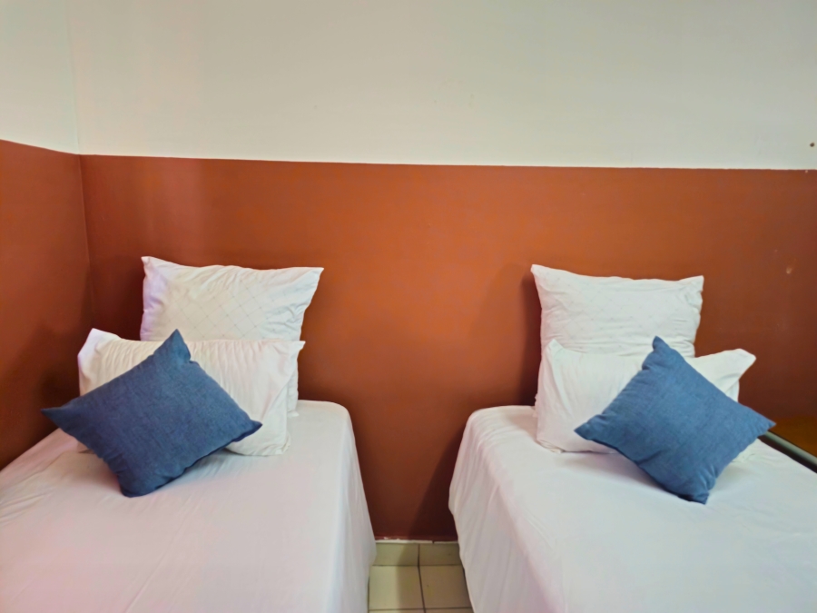 To Let 22 Bedroom Property for Rent in Reservoir Hills KwaZulu-Natal