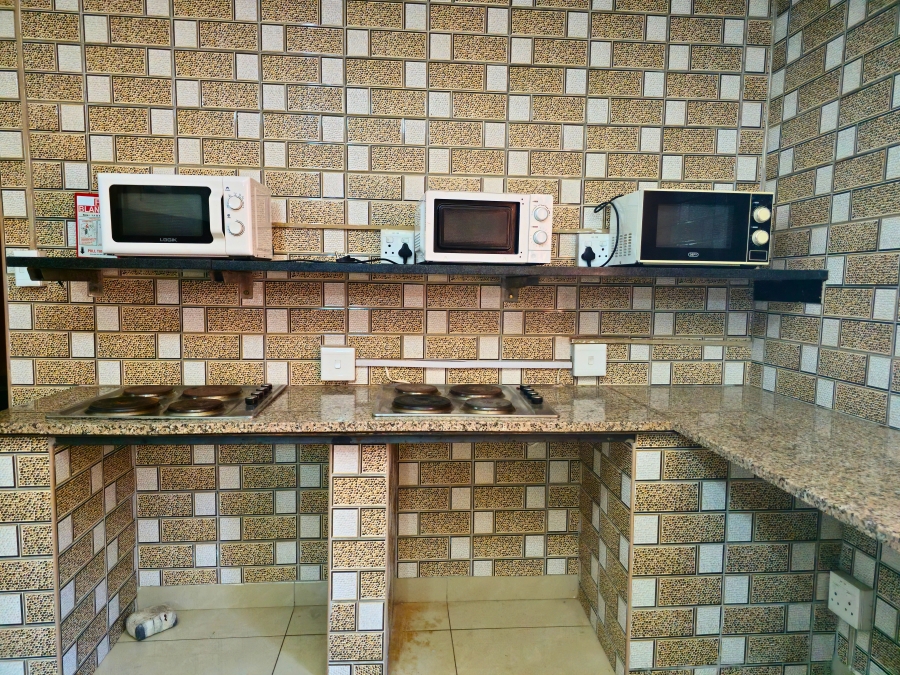 To Let 22 Bedroom Property for Rent in Reservoir Hills KwaZulu-Natal