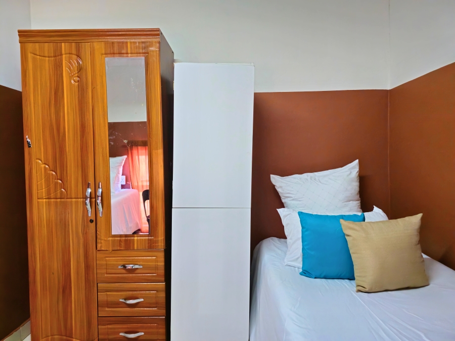 To Let 23 Bedroom Property for Rent in Reservoir Hills KwaZulu-Natal