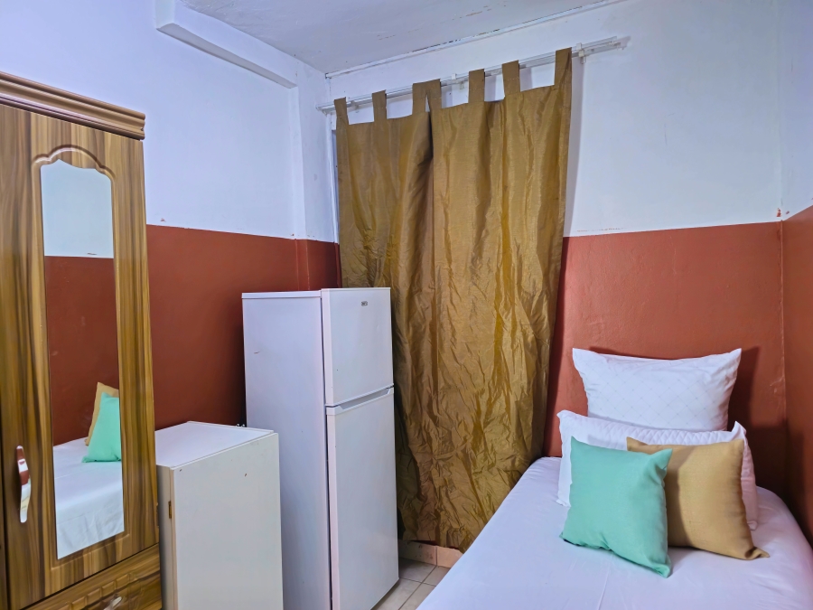 To Let 23 Bedroom Property for Rent in Reservoir Hills KwaZulu-Natal