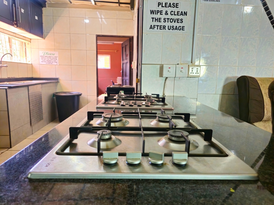 To Let 23 Bedroom Property for Rent in Reservoir Hills KwaZulu-Natal