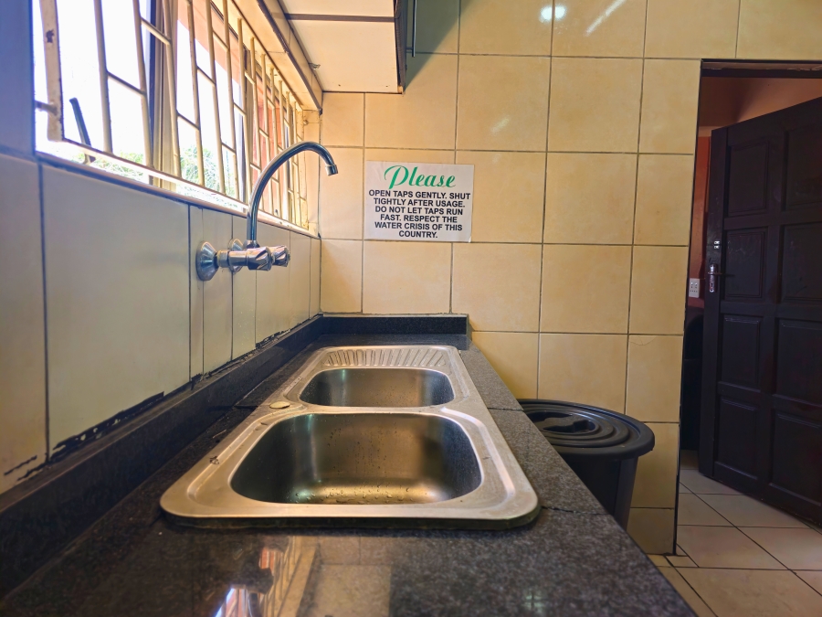 To Let 23 Bedroom Property for Rent in Reservoir Hills KwaZulu-Natal