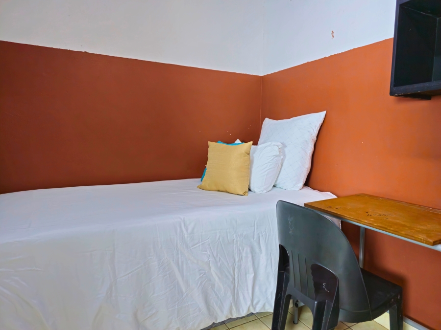 To Let 23 Bedroom Property for Rent in Reservoir Hills KwaZulu-Natal