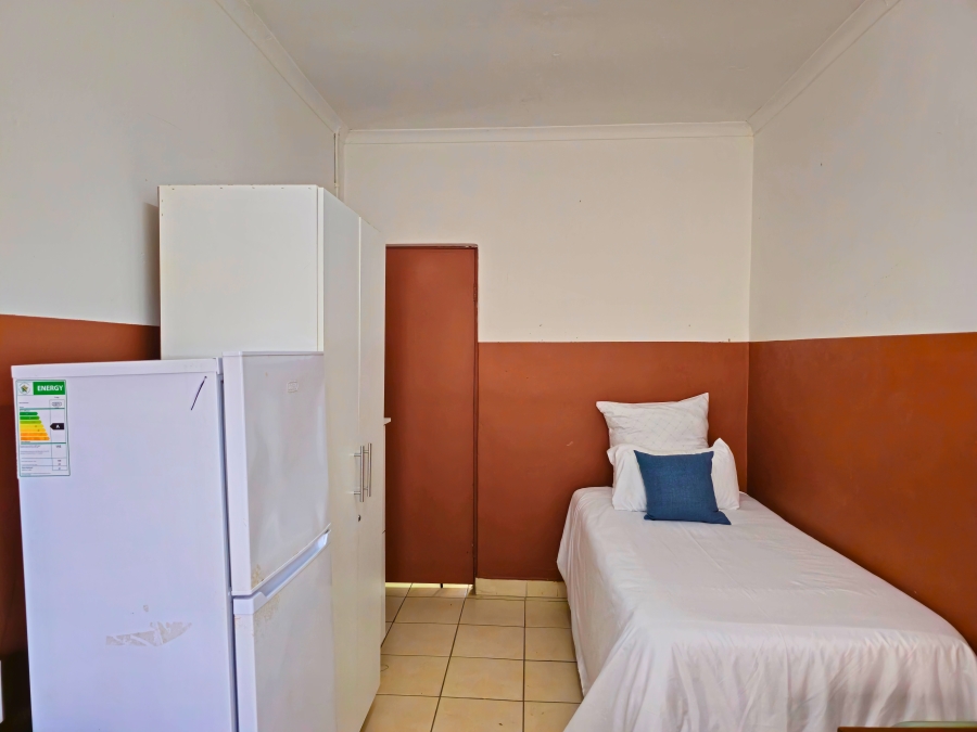 To Let 25 Bedroom Property for Rent in Reservoir Hills KwaZulu-Natal