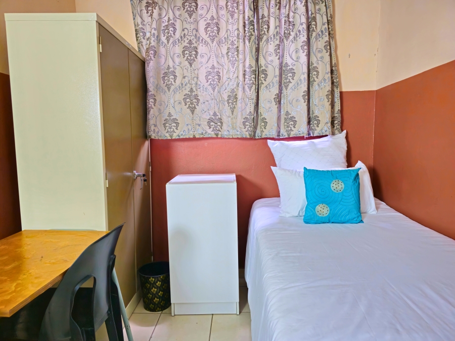 To Let 25 Bedroom Property for Rent in Reservoir Hills KwaZulu-Natal