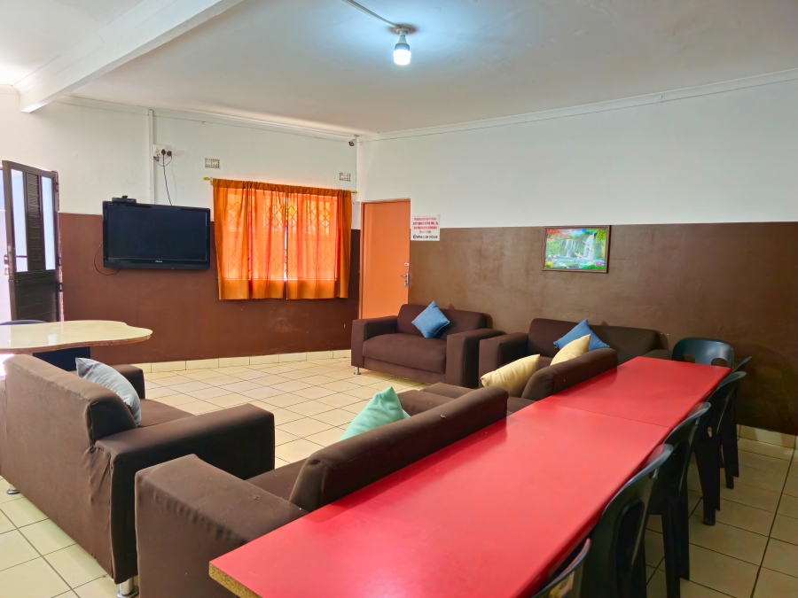 To Let 25 Bedroom Property for Rent in Reservoir Hills KwaZulu-Natal