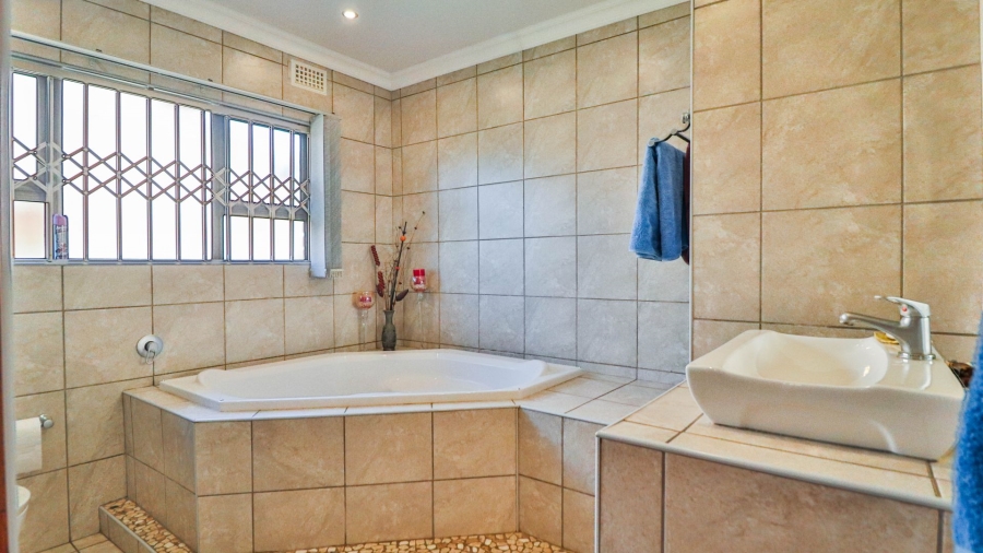 3 Bedroom Property for Sale in Albert Falls KwaZulu-Natal