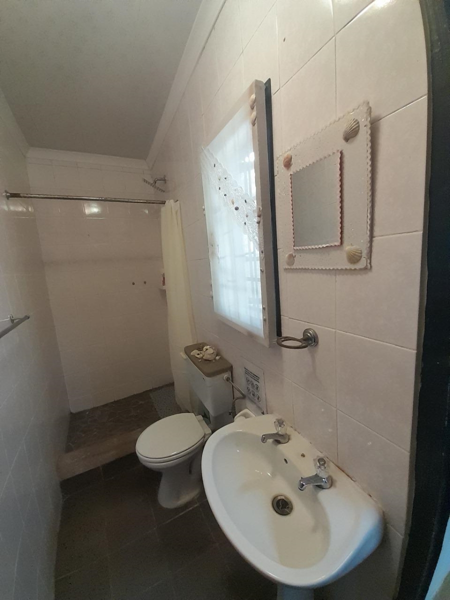 12 Bedroom Property for Sale in Tugela Mouth KwaZulu-Natal