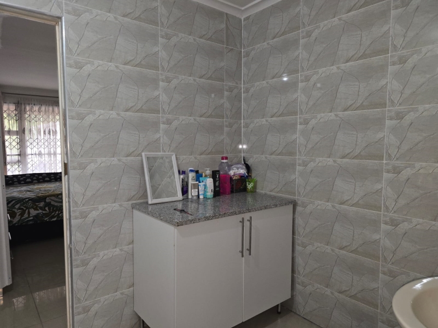 4 Bedroom Property for Sale in Croftdene KwaZulu-Natal