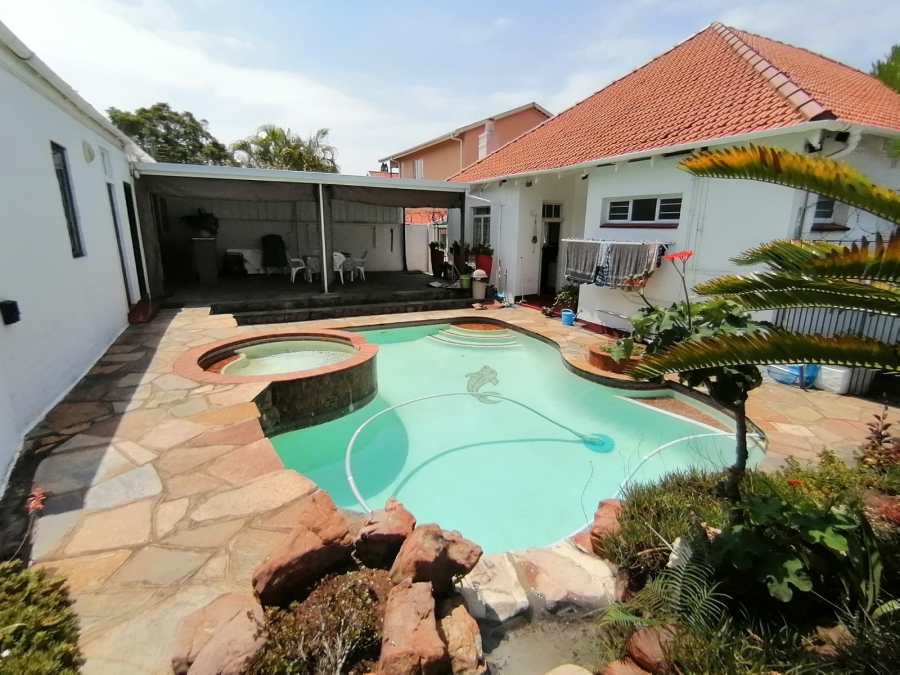 3 Bedroom Property for Sale in Glenwood KwaZulu-Natal