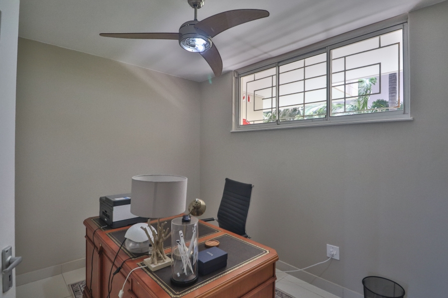 3 Bedroom Property for Sale in Amanzimtoti KwaZulu-Natal