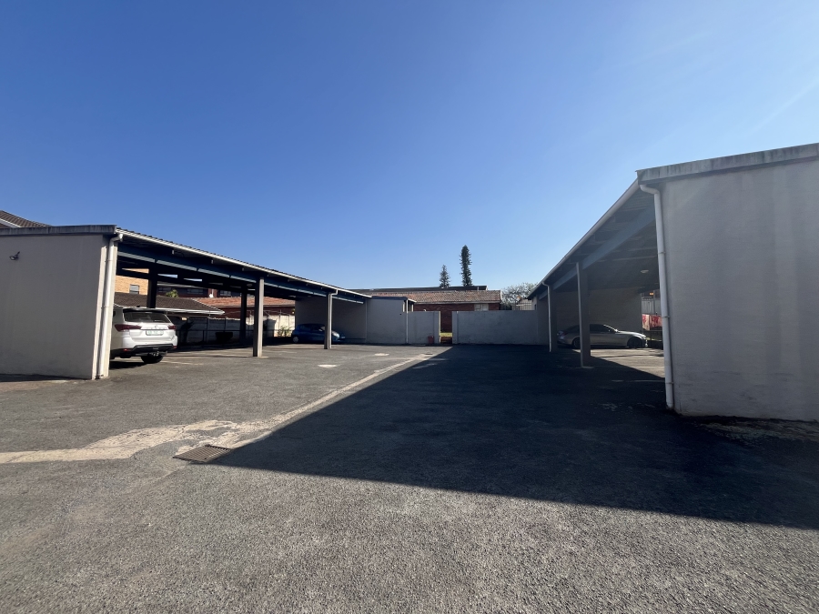 2 Bedroom Property for Sale in Amanzimtoti KwaZulu-Natal