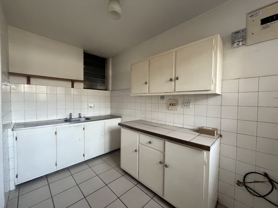 2 Bedroom Property for Sale in Amanzimtoti KwaZulu-Natal