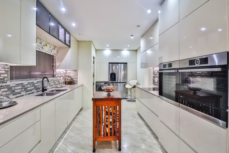 3 Bedroom Property for Sale in Scottsville KwaZulu-Natal